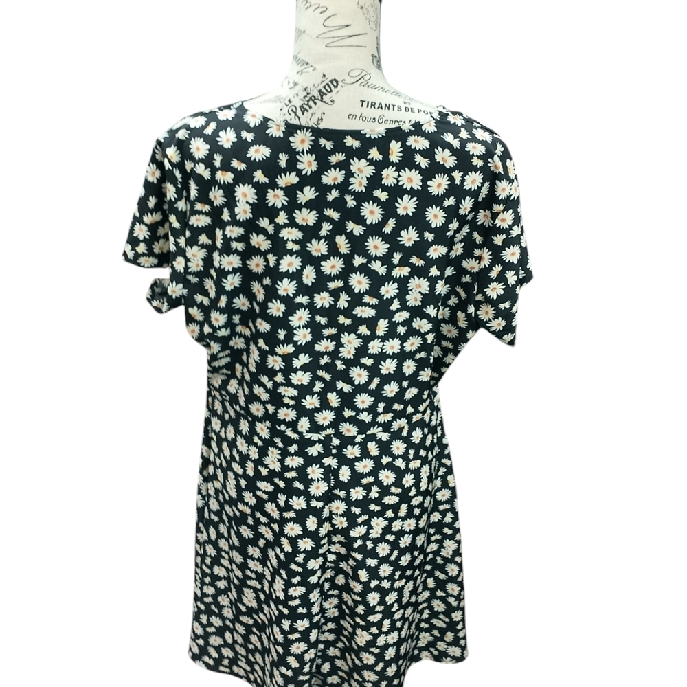SHEIN Black and White Floral Mini Dress - Picture 3 of 4